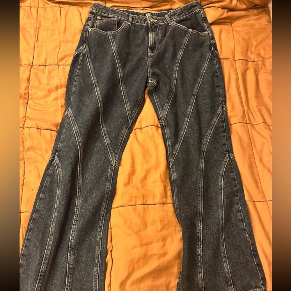 UO BDG Stitch Flare Jeans sz 34 NWOT